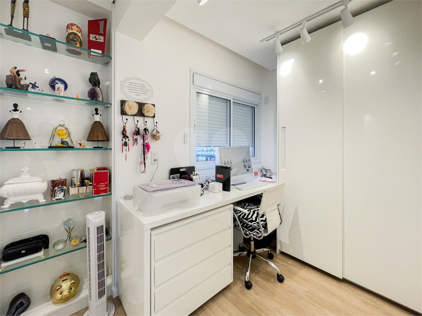 Apartamento á venda no Ipiranga com 170m2, com 3 suítes próximo ao Museu e parque do ipiranga.