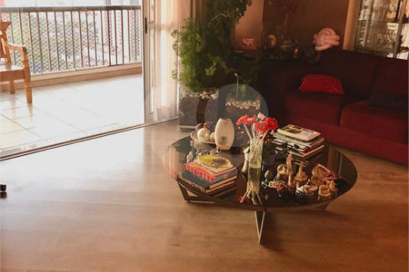 Apartamento a venda na Mooca