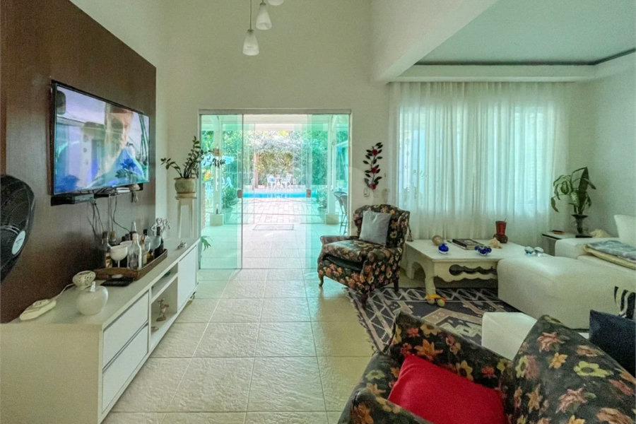 Casa à venda com 4 quartos, sendo 2 suítes, em Riviera de São Lourenço, Bertioga, SP