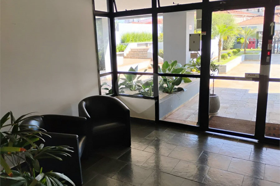 Vende-se apartamento na Vila Mascote