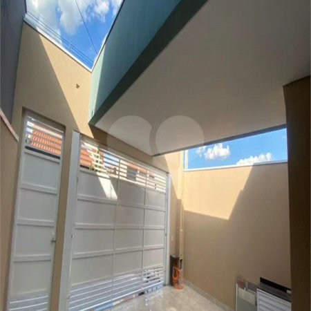 Linda casa nova á venda Jardim dos Sabias, 2 dormitorios um suite, uma vaga. 129m² de construção.