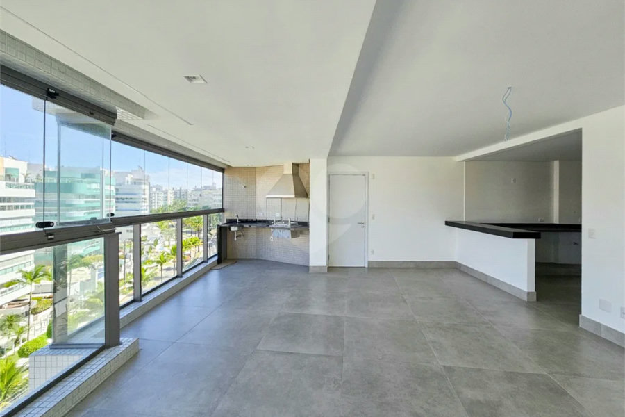 Apartamento à venda com 4 quartos, sendo 3 suítes,  em Riviera de São Lourenço, Bertioga, SP