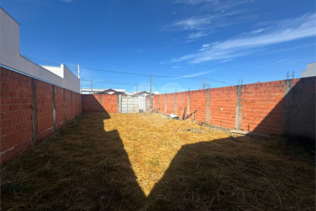 Terreno Murado de 250m2, em Jardim Embaré, São Carlos.