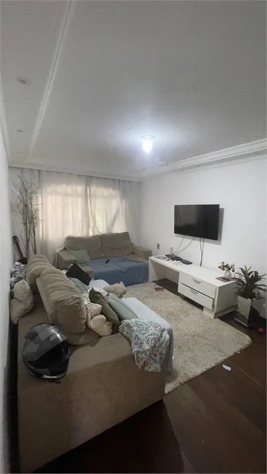 Sobrado à venda com 3 suítes em Jardim Ester Yolanda, São Paulo, SP
