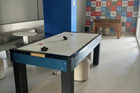 Apartamento à venda com 3 quartos, sendo 1 suíte,  em Cidade São Francisco, São Paulo, SP