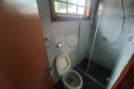 Sobrado no Condomínio Faber 1