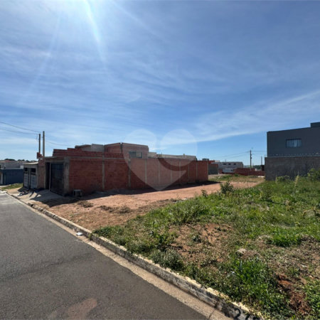 Terreno com 168m2, á venda, em Ibaté.