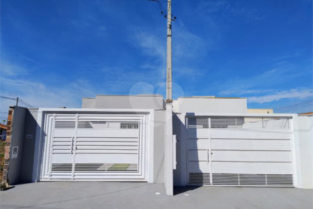 Casa nova 2 quartos dois banheiros Jardim Hikari