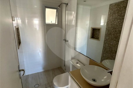 Apartamento MOBILIADO à venda. ÓTIMA OPORTUNIDADE!