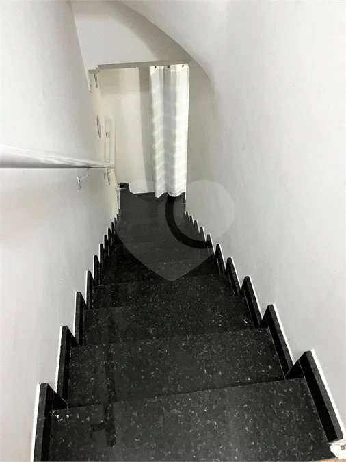 SOBRADO PARA VENDA EM CONDOMINIO FECHADO NA CASA VERDE.