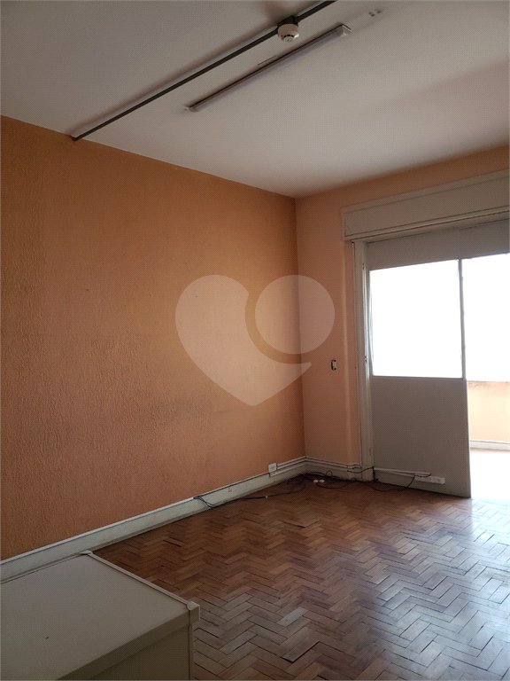 Apartamento de 80m2 à venda com 2 dormitórios e terraço no Centro
