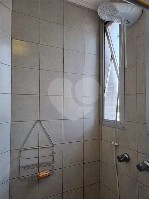 Apartamento tipo kit net á venda centro de Indaiatuba, sem vaga de garagem.