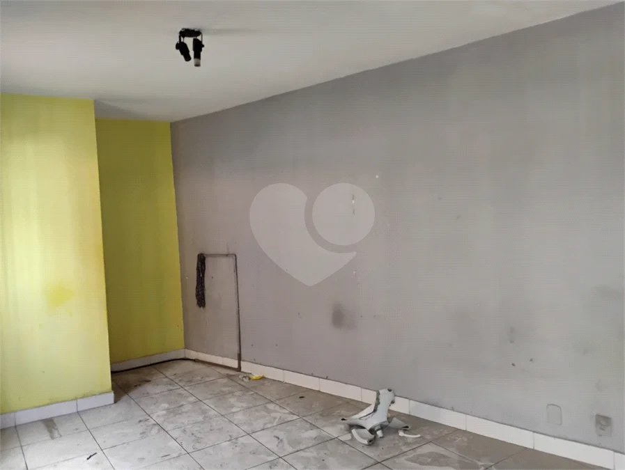 Sobrado na Vila Santa Catarina — 121 m² | Esquina Estratégica