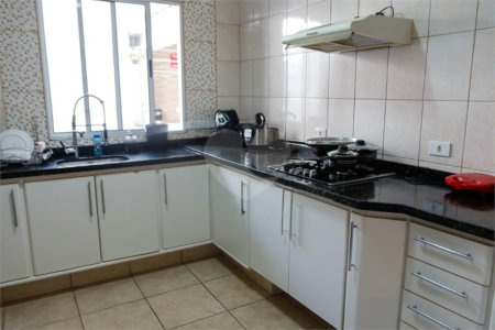 Casa à venda com 222m², 3 quartos e 2 vagas