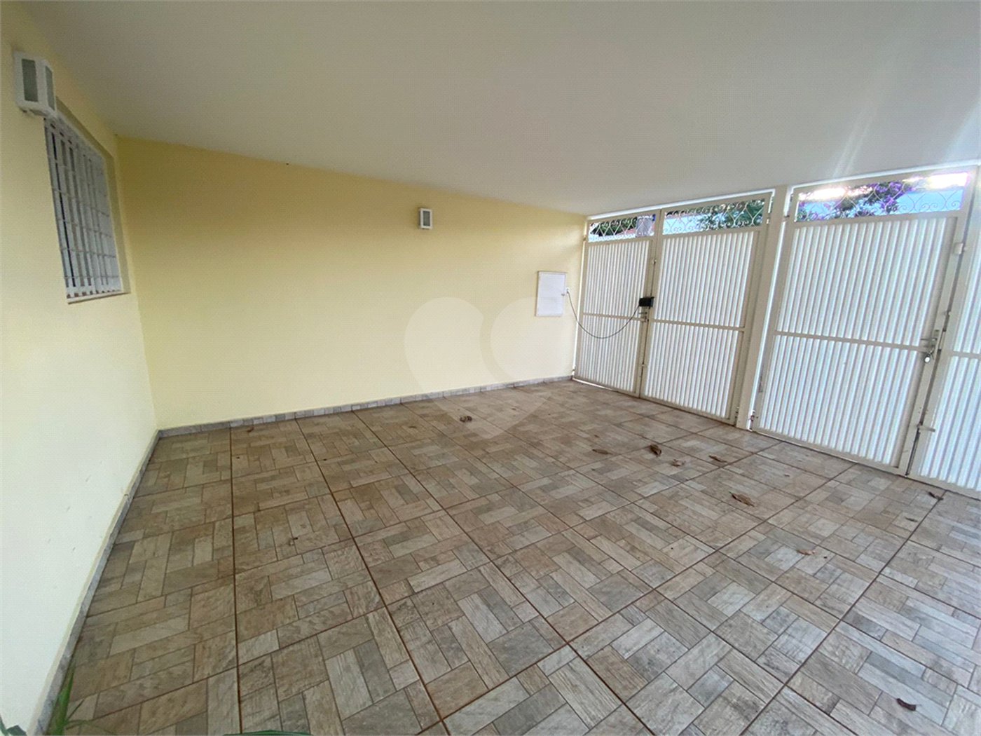 Casa térrea no Jardim Macarengo .