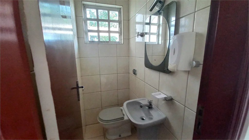 Casa para alugar com 3 quartos, sendo 1 suíte, em Jardim Bonfiglioli, São Paulo, SP