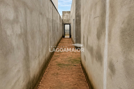 Casa à venda com 3 quartos, sendo 2 suítes, em Alto da Boa Vista, Três Lagoas - MS