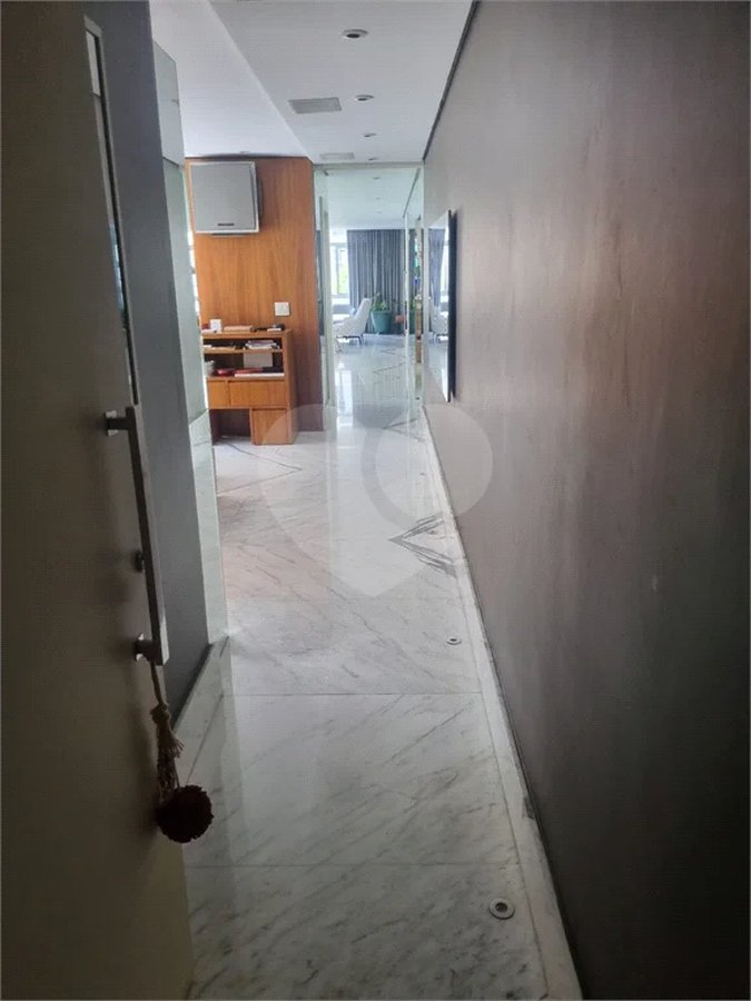 Apartamento à venda com 2 suítes em Cerqueira César, São Paulo, SP
