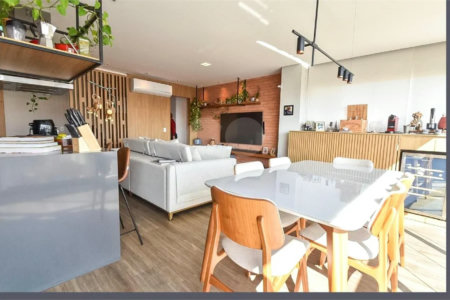 Apartamento à venda na Vila Mariana. Localização espetacular!
