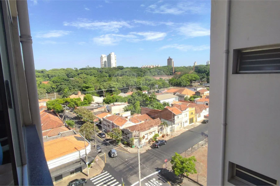 Apartamento Primoroso com 2 Quartos - Edifício Noiva da Colina