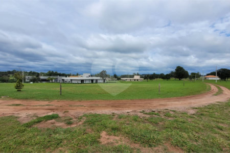 Loteamento à venda no Condomínio Vila Pinhal do Broa