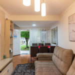 Sobrado à venda com 2 quartos no condomínio Condomínio Villas da Granja, Cotia - SP