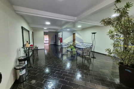 Apartamento à venda com 3 quartos, 1 banheiro e 1 vaga próximo à USP