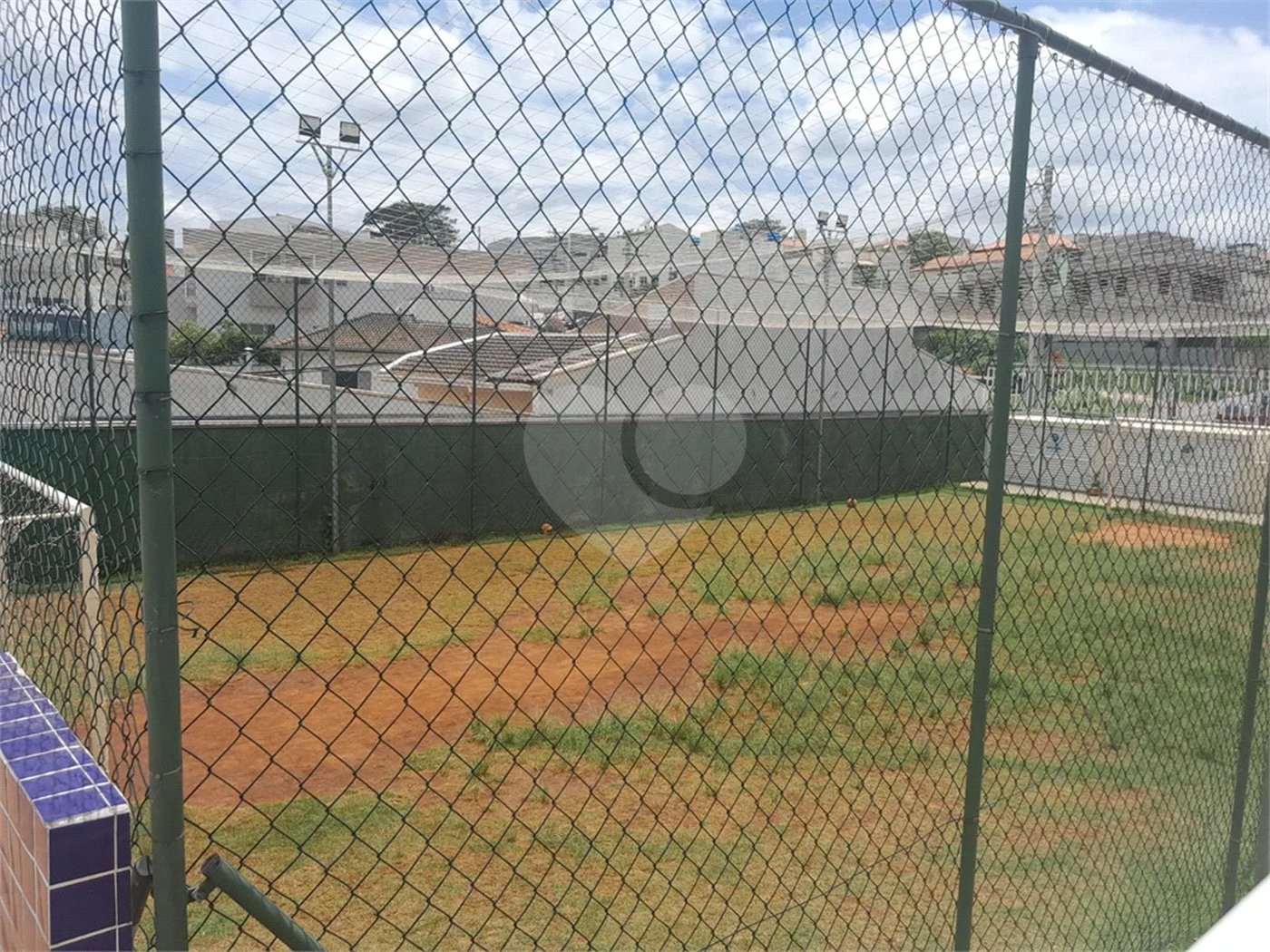 Apartamento à venda com 3 quartos, sendo 1 suíte,  em Jardim Bandeirantes, Louveira, SP