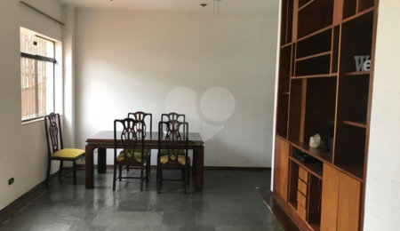Sobrado à venda com 3 quartos, sendo 1 suíte,  em Tremembé, São Paulo, SP
