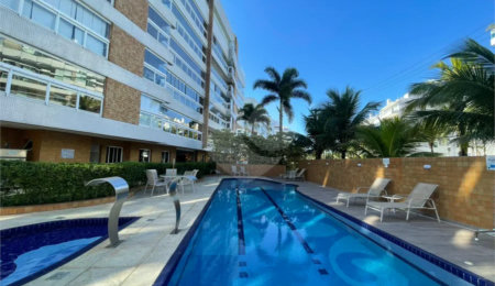 Apartamento à venda ou para alugar com 3 quartos, sendo 1 suíte,  em Riviera de São Lourenço, Bertioga, SP