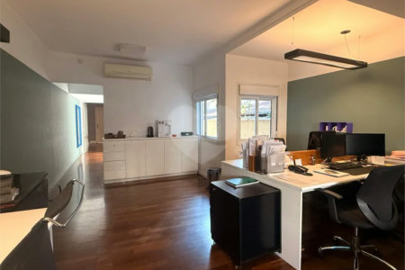 Casa comercial com 172m² , 1 vaga de garagem , à venda no bairro das Perdizes.