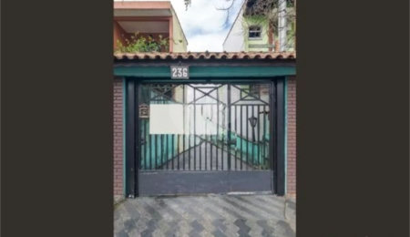 Casa à venda com 3 quartos, sendo 2 suítes, em Jardim das Maravilhas, Santo André, SP
