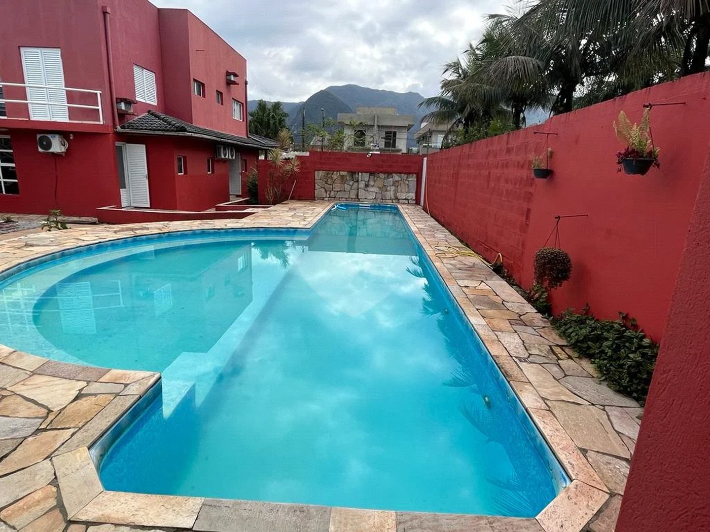 Casa à venda com 6 quartos, sendo 5 suítes, em Morada da Praia, Bertioga, SP