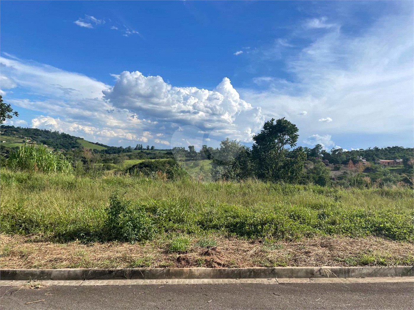 Terreno à venda em Arataba II, Louveira, SP