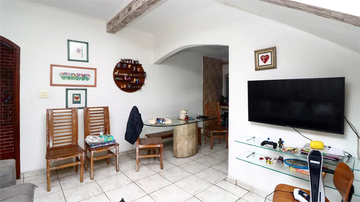 Casa à venda com 5 quartos, sendo 2 suítes,  em Vila Sônia, São Paulo, SP
