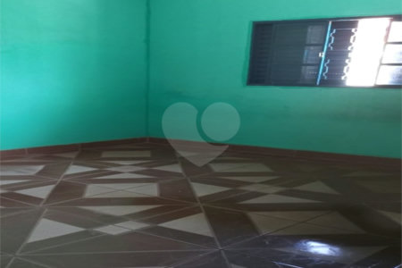Casa 3 quartos Aracy 1