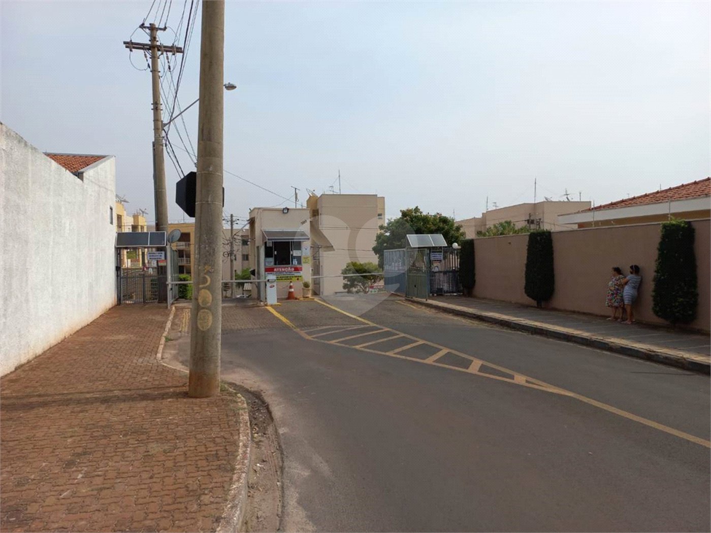 Apartamento no Condomínio Residencial Jardim das Torres.