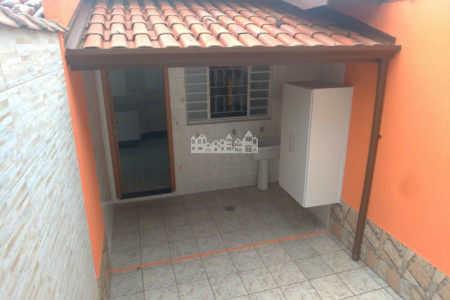 Casa à venda com 2 quartos em Jardim do Lago, Atibaia, SP