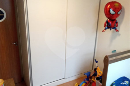Apartamento no Condomínio Mont Everest.