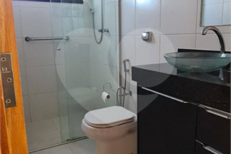 Casa térrea no Condomínio Jardim Botânico , localizado na cidade Bady Bassit/SP .