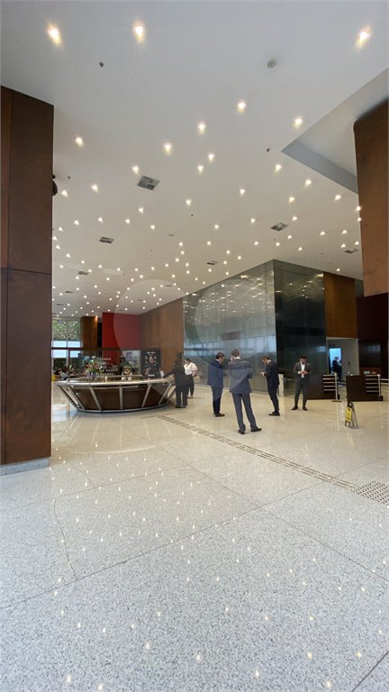 Sala comercial a 4 minutos estação Berrini