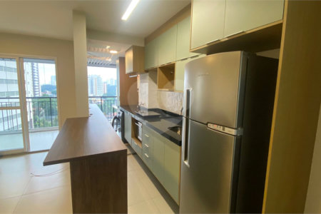 Apartamento mobiliado à venda na Vila Mariana, 2 quartos, varanda