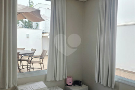 Casa á venda no condomínio Damha I