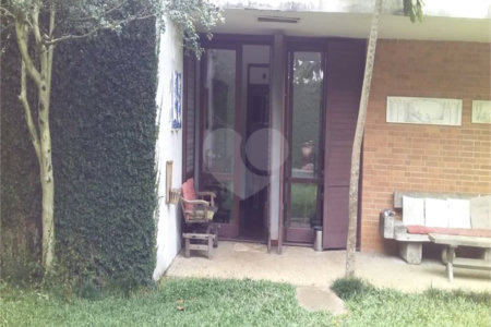 Casa Térrea à venda com 4 quartos, sendo 1 suíte, em Granja Julieta, São Paulo, SP