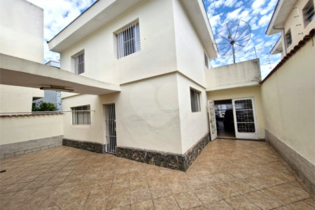 Casa à venda com 3 quartos, sendo 1 suíte, em Granja Julieta, São Paulo, SP
