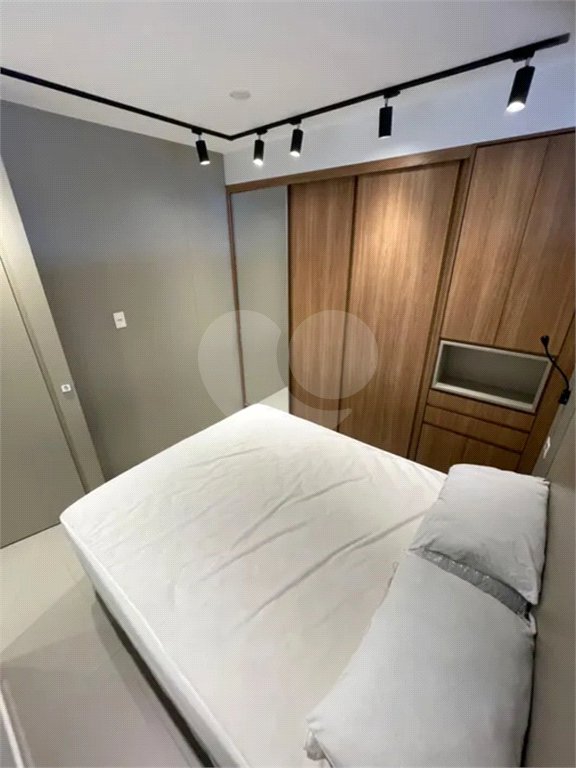 Apartamento para venda no Campo Belo de 42,14 m² - 1 dormitório - 1 banheiro - ar condicionado