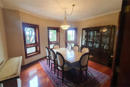 Casa à venda com 4 quartos, sendo 3 suítes, em Interlagos, São Paulo, SP
