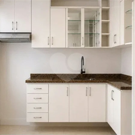 Apartamento Amplo na Saúde | 89 m², 2 Dormitórios e 1 Vaga