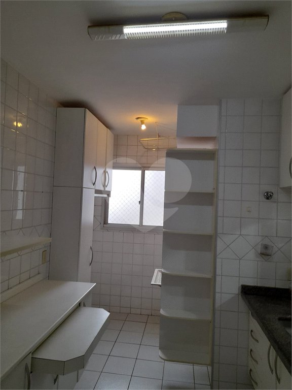Apartamento para locação ou venda no Edifício Villagio di Napoli.