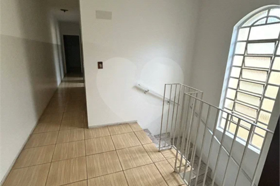 Excelente sobrado para comércio ou residência na Vila Santa Catarina